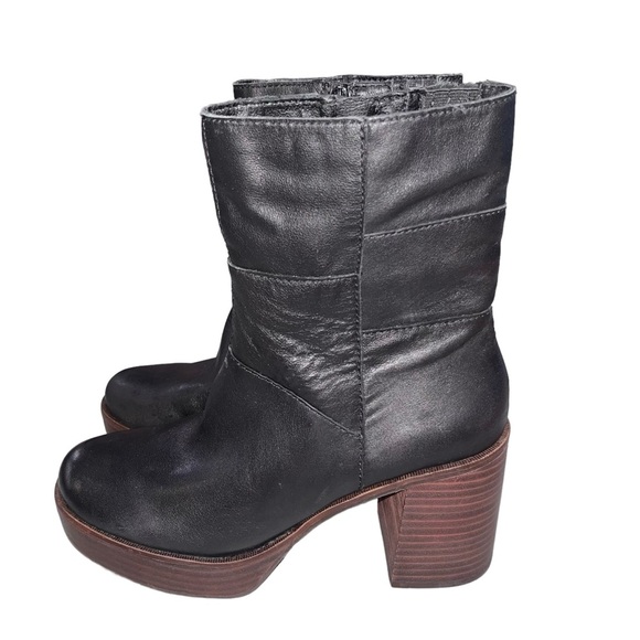 NEW Women’s Lucky Brand Omarey Black Leather Platform Boots size 9.5 - Picture 2 of 8